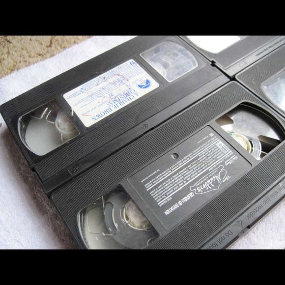 Charlie Brown Christmas Sing Along Songs Aladdin VHS Cassette Tape Bundle for $4 - Picture 3 of 7